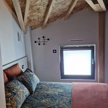 Hébergement de vacances La Lanterne Location Pmr Vosges Avec Spa, Jacuzzi, Vue Montagne, 6 Pers Laveline-du-Houx