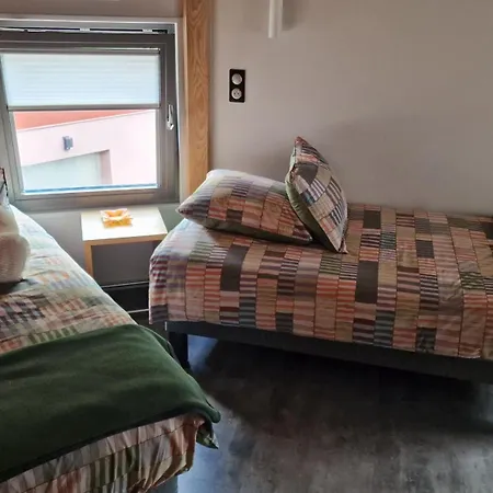 La Lanterne Location Pmr Vosges Avec Spa, Jacuzzi, Vue Montagne, 6 Pers Hébergement de vacances Laveline-du-Houx