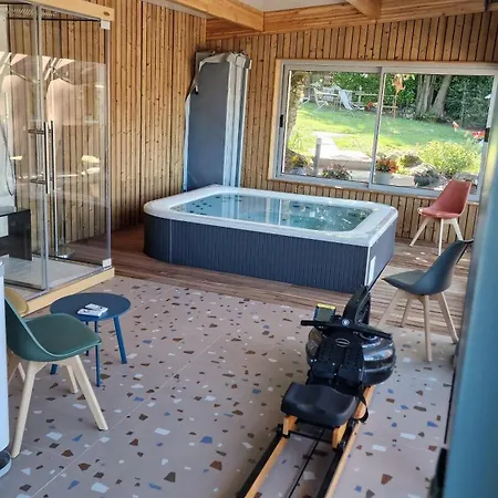 La Lanterne Location Pmr Vosges Avec Spa, Jacuzzi, Vue Montagne, 6 Pers Hébergement de vacances *
