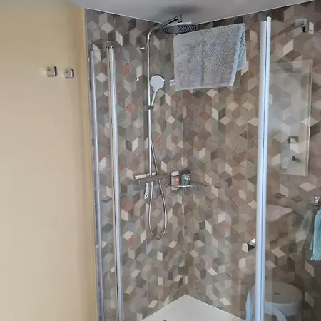 La Lanterne Location Pmr Vosges Avec Spa, Jacuzzi, Vue Montagne, 6 Pers *