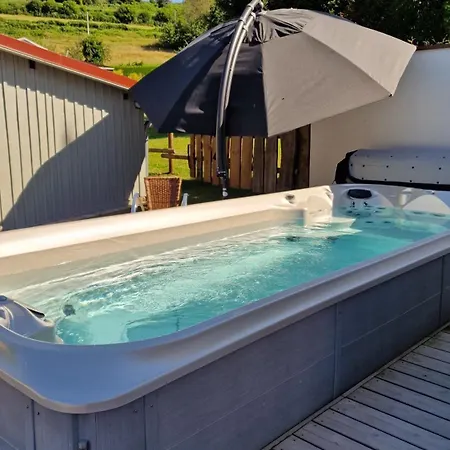 La Lanterne Location Pmr Vosges Avec Spa, Jacuzzi, Vue Montagne, 6 Pers * Laveline-du-Houx